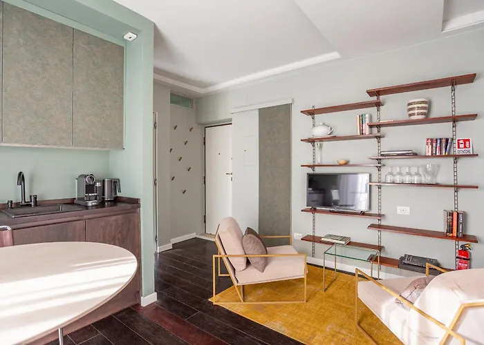 Apartment Chic Spanish Steps Retreat *