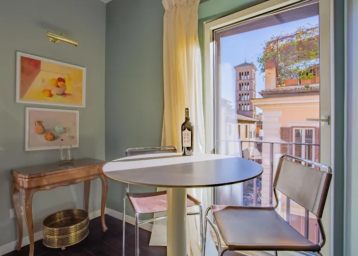 Chic Spanish Steps Retreat Apartment Rom